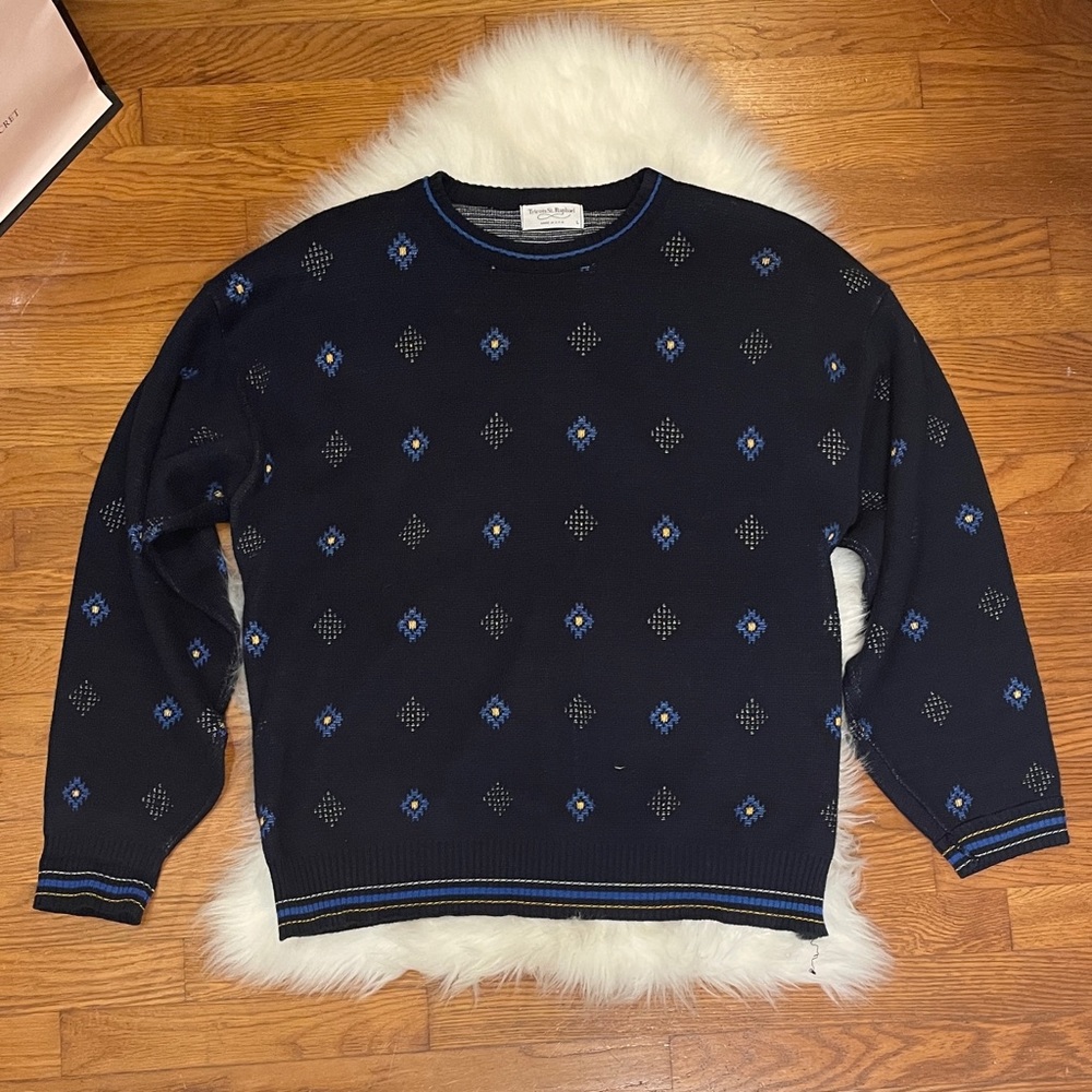 ‼️3 for 10‼️ Vintage Tricots St. Raphael Men’s Knitted Sweater